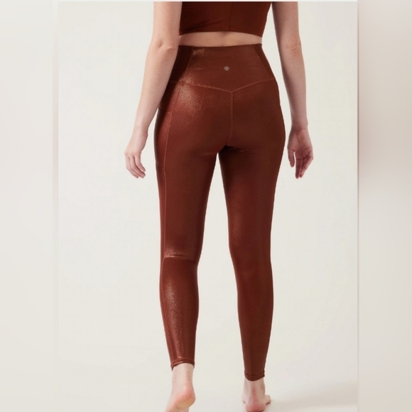 NWT Athleta Small Salutation Stash Shine Tight in Mahogany Foil. - Picture 1 of 10